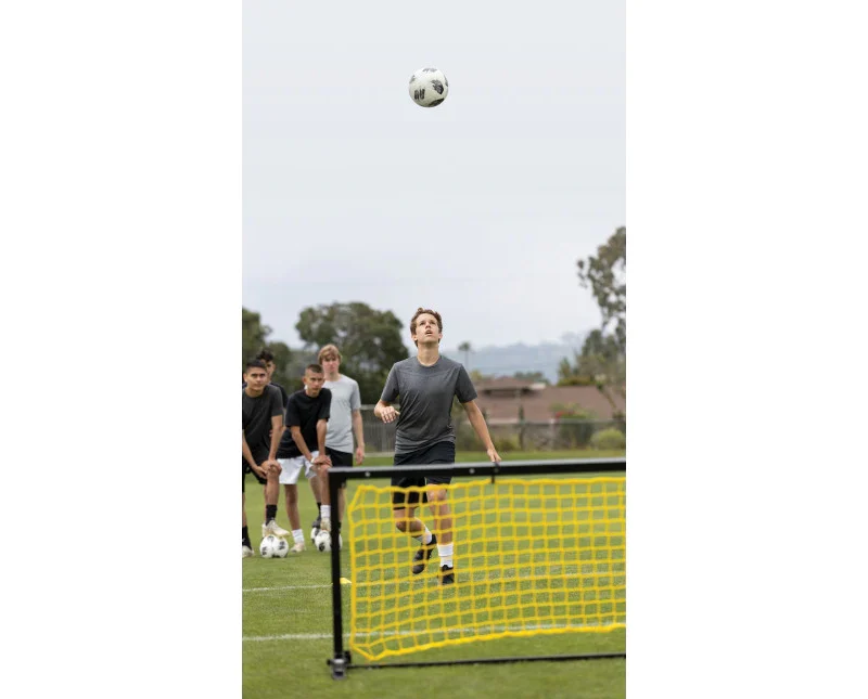 SKLZ Soccer Trainer PRO - loptački rebounder